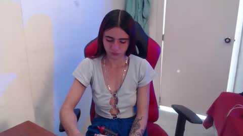Snapshot of maxinesex_ chatting on 1, 6, 2026 maxinesex_ online show from 1, 6, 2026