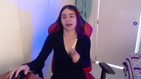 Snapshot of maxinesex_ chatting on 9, 6, 2026 maxinesex_ online show from 9, 6, 2026