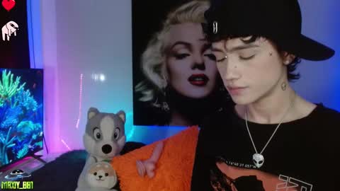 Snapshot of maxiy_001 chatting on 28, 1, 2025 Max online show from 28, 1, 2025