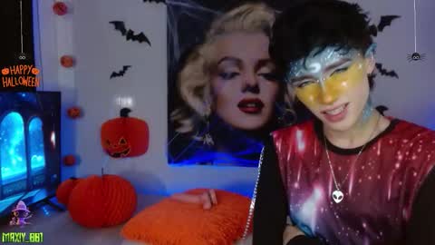 Snapshot of maxiy_001 chatting on 6, 10, 2025 Max online show from 6, 10, 2025