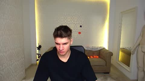 MaxKaiden online show from 20, 10, 2025