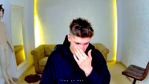 MaxKaiden online show from 17, 2, 2026