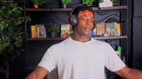 Maxmuscle10 online show from 12, 2, 2026