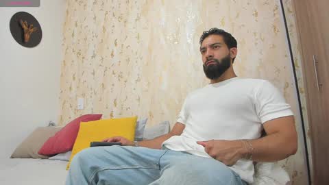 Max online show from 1, 1, 2025