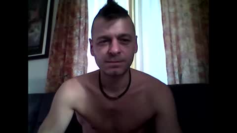 MaxTheWolf online show from 24, 10, 2025
