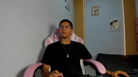maxvibe420 online show from 7, 10, 2025