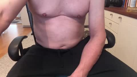 Max online show from 30, 10, 2025