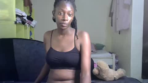 Snapshot of maxxinepetite chatting on 27, 1, 2025 maxxinepetite online show from 27, 1, 2025