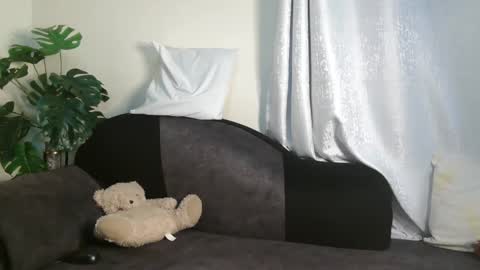 Snapshot of maxxinepetite chatting on 1, 10, 2025 maxxinepetite online show from 1, 10, 2025