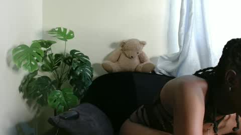 maxxinepetite online show from 24, 10, 2025