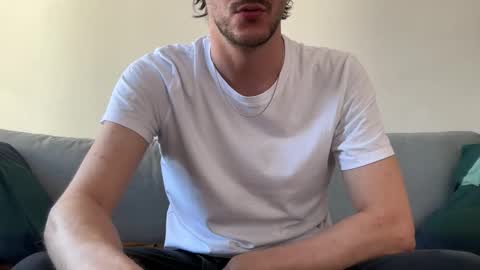 MaxXxurbate online show from 20, 4, 2026