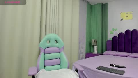 Snapshot of may_fox06 chatting on 5, 3, 2025 MAY online show from 5, 3, 2025