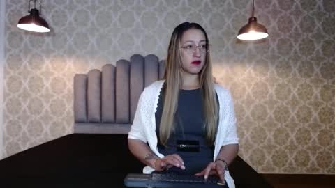 Maya online show from 15, 9, 2025