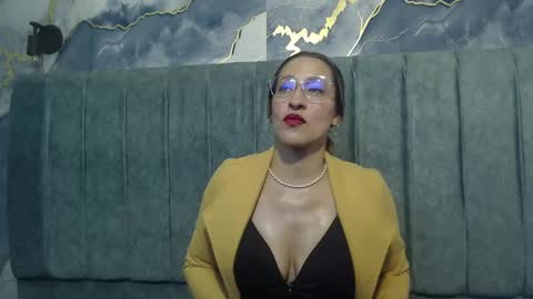 Maya online show from 17, 9, 2025