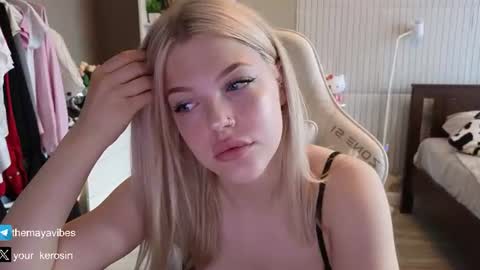Snapshot of maya_blonde18 chatting on 24, 7, 2026 Maya online show from 24, 7, 2026