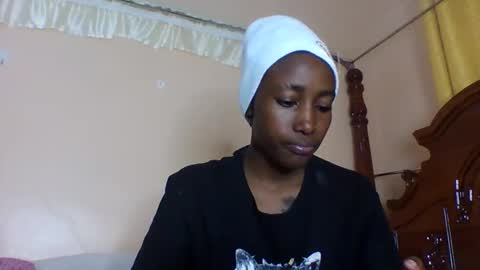 Snapshot of maya_melody chatting on 24, 5, 2026 maya_melody online show from 24, 5, 2026