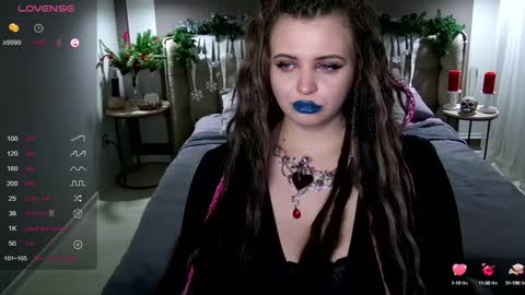 Maya Mils online show from 21, 12, 2024