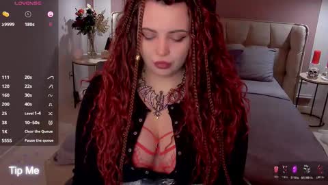 Maya Mils online show from 1, 2, 2026