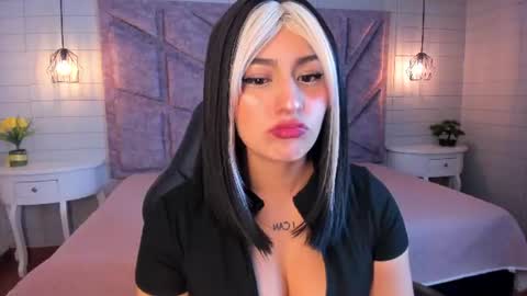 Snapshot of maya_rivers chatting on 17, 7, 2026 Maya online show from 17, 7, 2026