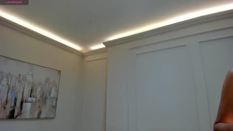 Snapshot of mayahoffman_ chatting on 14, 2, 2026 M A Y A H O F F M A N online show from 14, 2, 2026