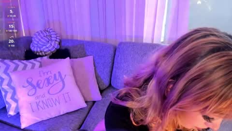 Mayajhons online show from 27, 9, 2025