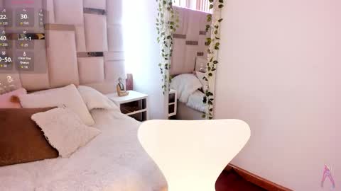 Mayajhons online show from 8, 2, 2026