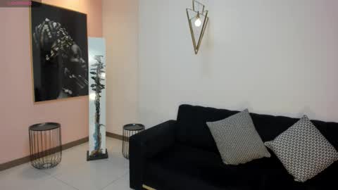 Maya online show from 17, 1, 2026