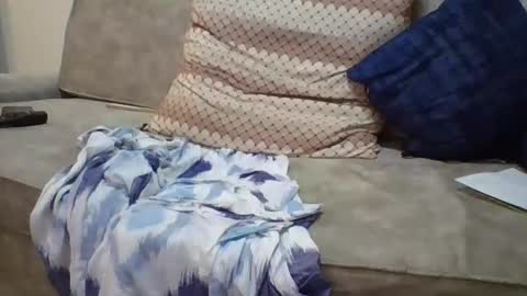 Snapshot of mayan001 chatting on 23, 10, 2025 mayan online show from 23, 10, 2025