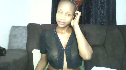 Snapshot of mayasmiley_ chatting on 3, 7, 2026 prettydoll online show from 3, 7, 2026