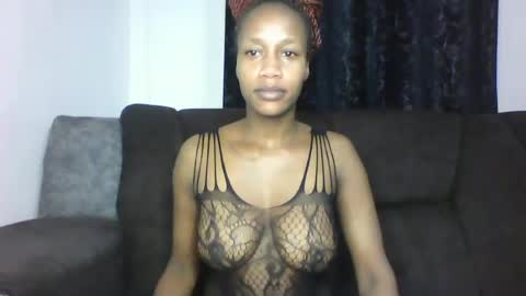 Snapshot of mayasmiley_ chatting on 6, 7, 2026 prettydoll online show from 6, 7, 2026