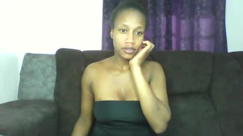 Snapshot of mayasmiley_ chatting on 8, 7, 2026 prettydoll online show from 8, 7, 2026