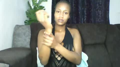 Snapshot of mayasmiley_ chatting on 30, 7, 2026 prettydoll online show from 30, 7, 2026