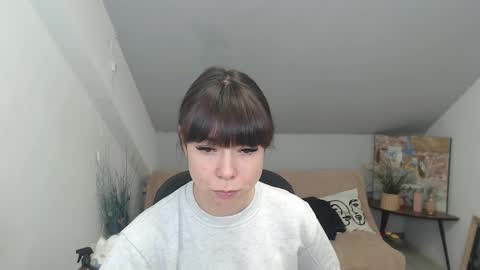 mayawill online show from 4, 12, 2025