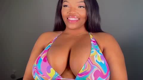 MayBabi online show from 5, 2, 2025