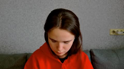 Snapshot of maybloom_ chatting on 28, 5, 2026 maybloom_ online show from 28, 5, 2026