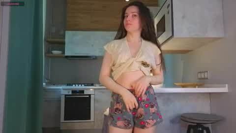 Snapshot of maydacarls chatting on 26, 5, 2026 My name Casey online show from 26, 5, 2026