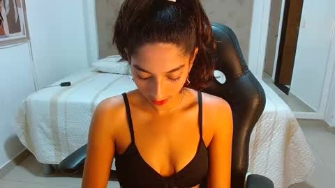 MAYA online show from 1, 2, 2025