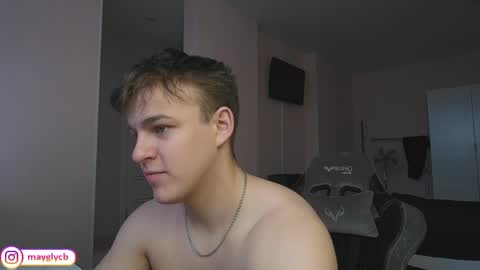 Snapshot of maygly chatting on 16, 5, 2026 Slava and Alextatto online show from 16, 5, 2026