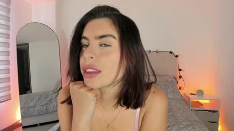 Snapshot of mayli_xx chatting on 23, 4, 2026 ALIS online show from 23, 4, 2026