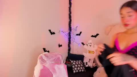 may online show from 9, 10, 2025