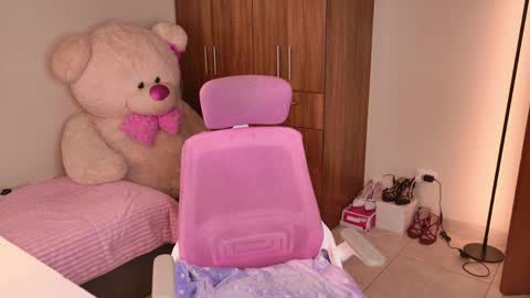 may online show from 11, 4, 2026