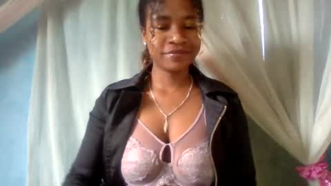 Snapshot of mayrah5 chatting on 12, 7, 2026 mayrah online show from 12, 7, 2026