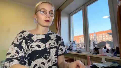 Snapshot of mayspagnolia chatting on 16, 3, 2026 olivia online show from 16, 3, 2026