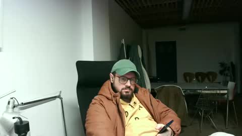 maythe4bwu online show from 17, 12, 2024