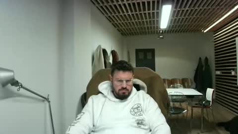 maythe4bwu online show from 3, 2, 2025