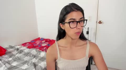 mazikeen_18 online show from 23, 7, 2026
