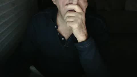 Snapshot of mbeastie chatting on 10, 12, 2024 Beastie online show from 10, 12, 2024