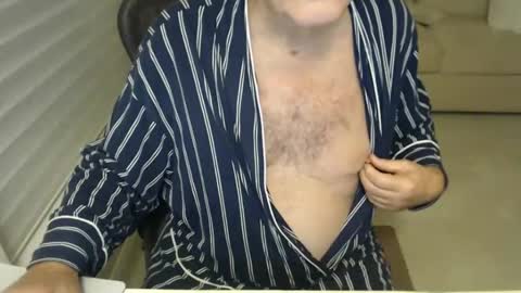 Snapshot of mbeastie chatting on 23, 12, 2024 Beastie online show from 23, 12, 2024