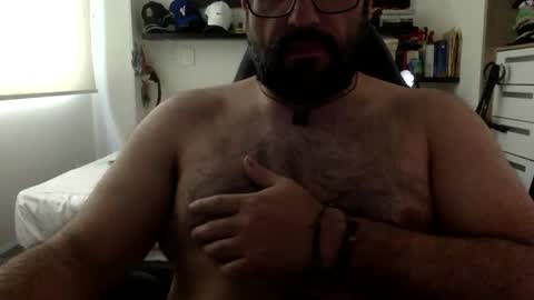 Snapshot of mbotve chatting on 9, 5, 2026 VzlaMan online show from 9, 5, 2026