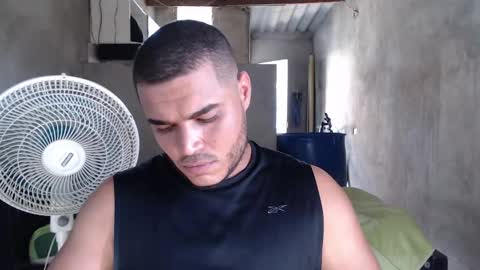 Snapshot of mcgregor_sexhot chatting on 8, 1, 2025 Mcgregor online show from 8, 1, 2025